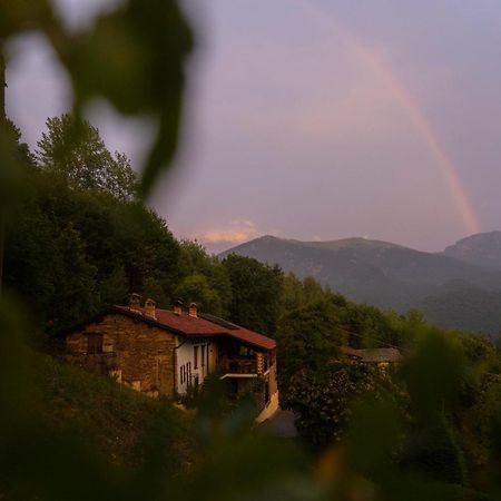 Iduevagamondi - Ospitalita Rurale Famigliare Di Montagna Acomodação com café da manhã Chiusa di Pesio Exterior foto